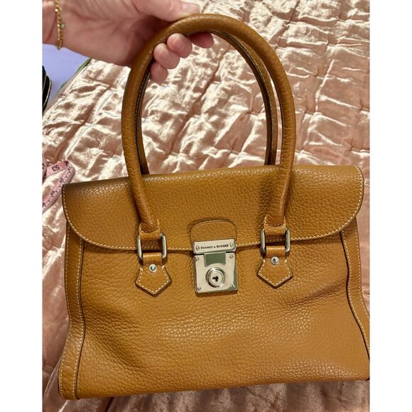 Vintage Dooney & Bourke Flap Lock Key Leather Medium Satchel Handbag Purse - Picture 2 of 16